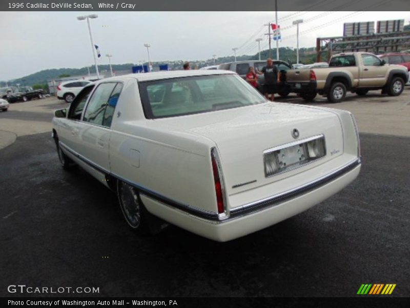 White / Gray 1996 Cadillac DeVille Sedan