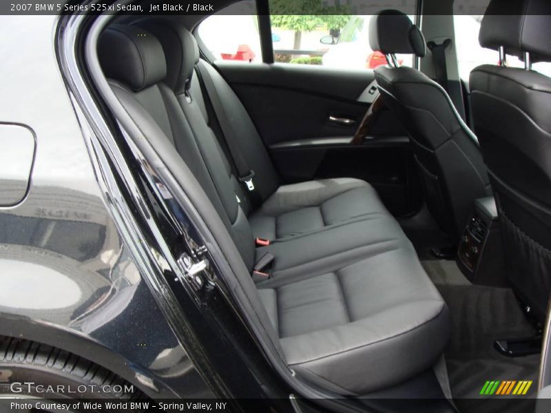 Jet Black / Black 2007 BMW 5 Series 525xi Sedan