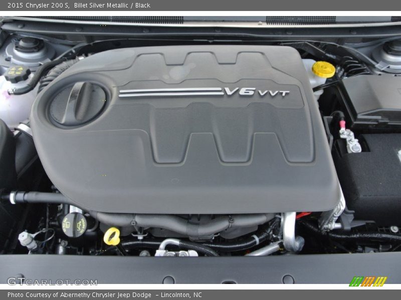 Billet Silver Metallic / Black 2015 Chrysler 200 S