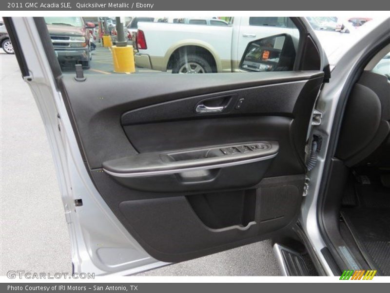 Quicksilver Metallic / Ebony 2011 GMC Acadia SLE