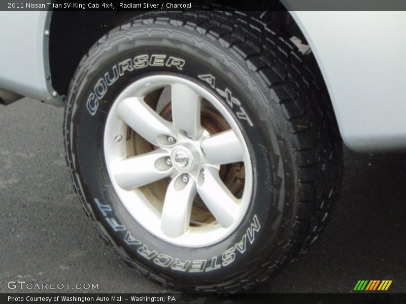 Radiant Silver / Charcoal 2011 Nissan Titan SV King Cab 4x4