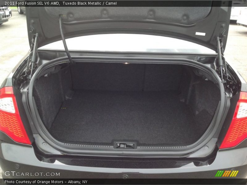 Tuxedo Black Metallic / Camel 2011 Ford Fusion SEL V6 AWD