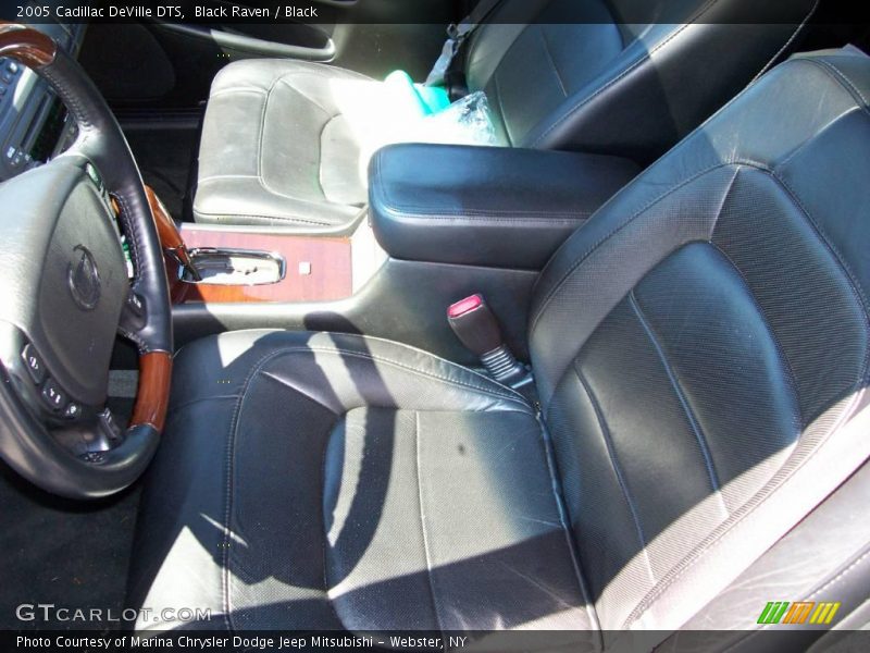 Black Raven / Black 2005 Cadillac DeVille DTS