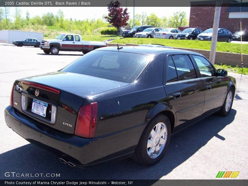 Black Raven / Black 2005 Cadillac DeVille DTS