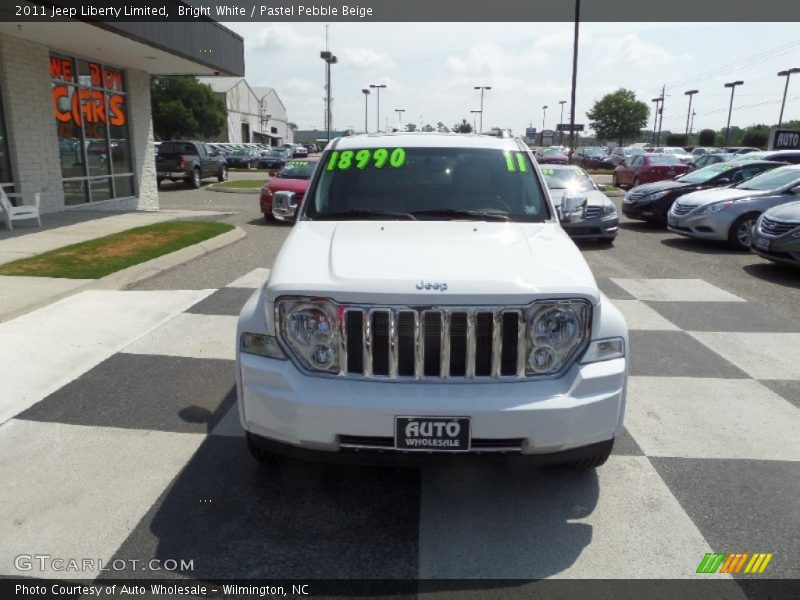Bright White / Pastel Pebble Beige 2011 Jeep Liberty Limited