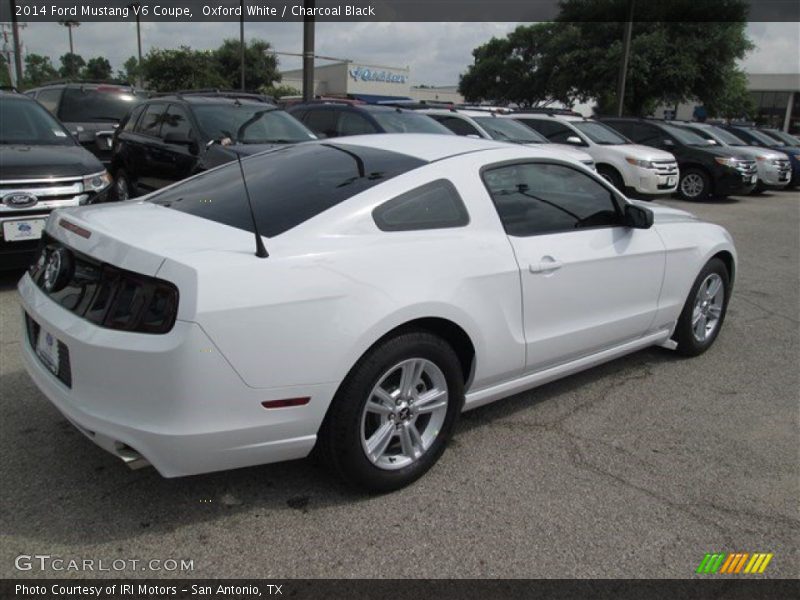 Oxford White / Charcoal Black 2014 Ford Mustang V6 Coupe