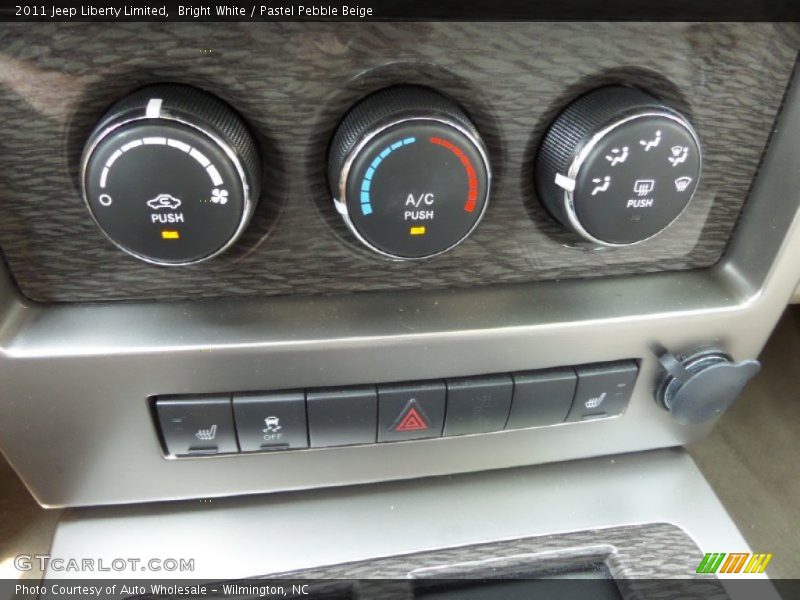 Bright White / Pastel Pebble Beige 2011 Jeep Liberty Limited