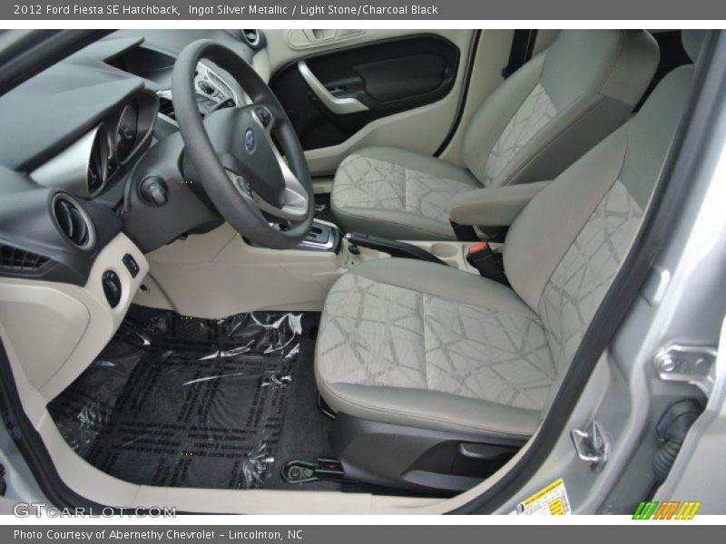 Ingot Silver Metallic / Light Stone/Charcoal Black 2012 Ford Fiesta SE Hatchback