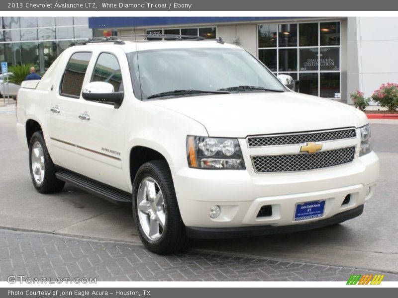 White Diamond Tricoat / Ebony 2013 Chevrolet Avalanche LTZ