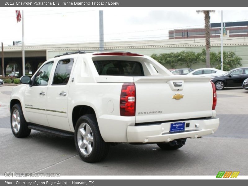 White Diamond Tricoat / Ebony 2013 Chevrolet Avalanche LTZ