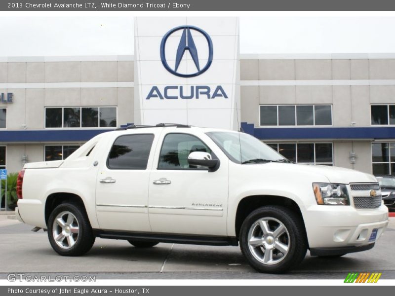 White Diamond Tricoat / Ebony 2013 Chevrolet Avalanche LTZ
