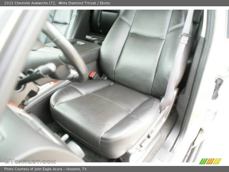 White Diamond Tricoat / Ebony 2013 Chevrolet Avalanche LTZ