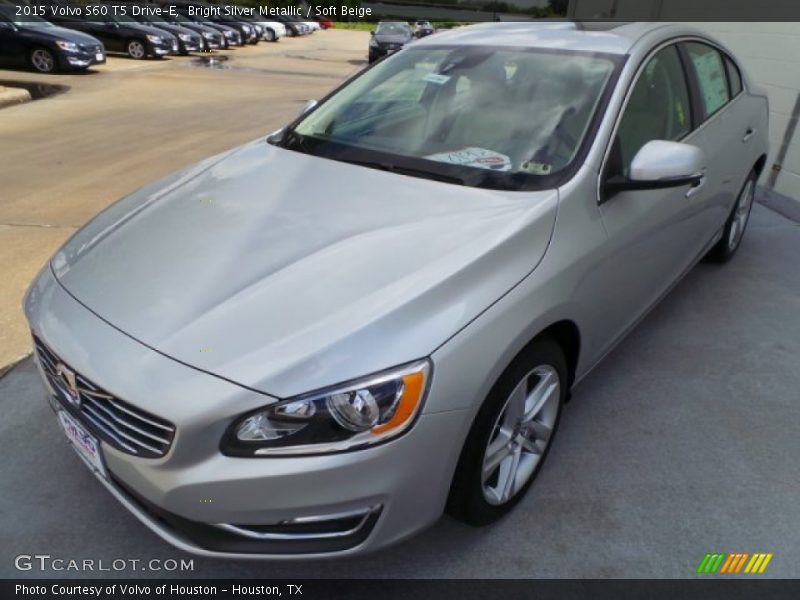 Bright Silver Metallic / Soft Beige 2015 Volvo S60 T5 Drive-E