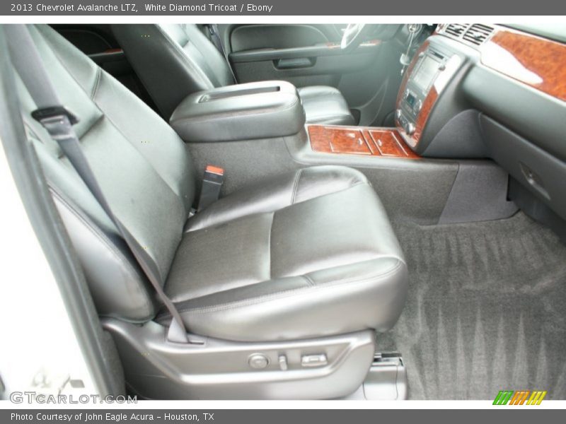 White Diamond Tricoat / Ebony 2013 Chevrolet Avalanche LTZ