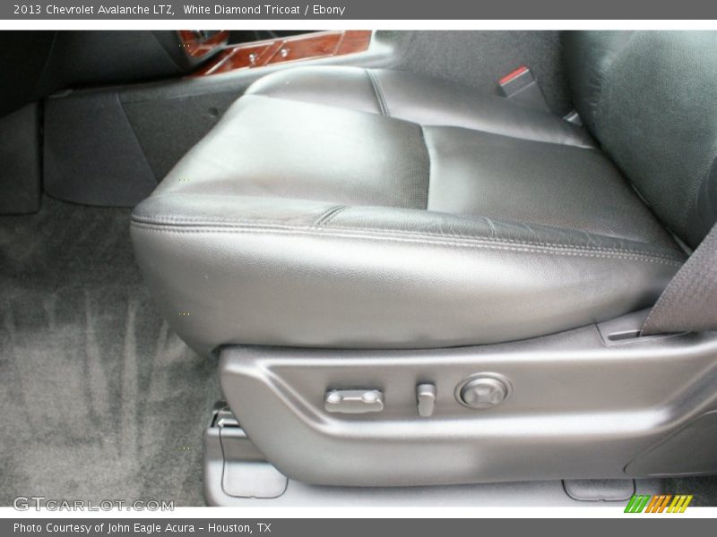 White Diamond Tricoat / Ebony 2013 Chevrolet Avalanche LTZ