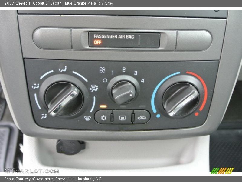 Controls of 2007 Cobalt LT Sedan