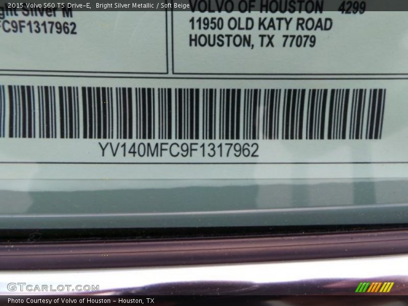 Bright Silver Metallic / Soft Beige 2015 Volvo S60 T5 Drive-E