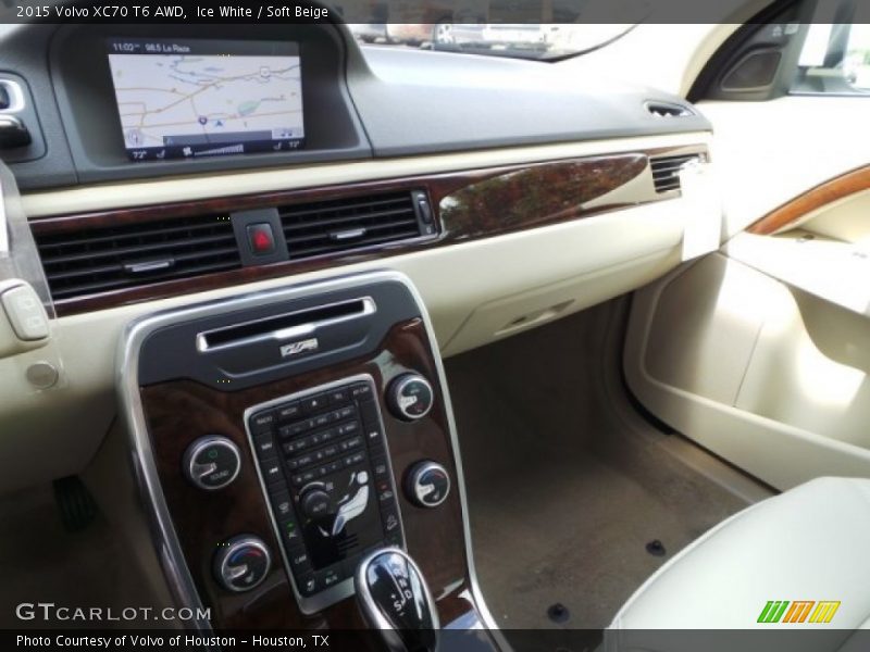 Ice White / Soft Beige 2015 Volvo XC70 T6 AWD