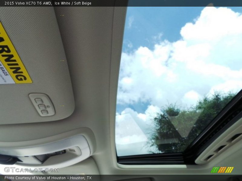 Ice White / Soft Beige 2015 Volvo XC70 T6 AWD