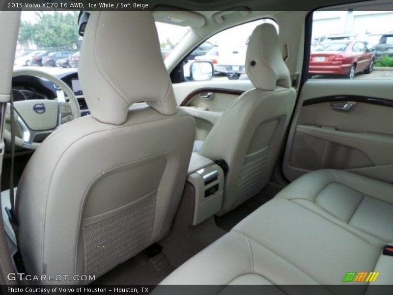 Rear Seat of 2015 XC70 T6 AWD