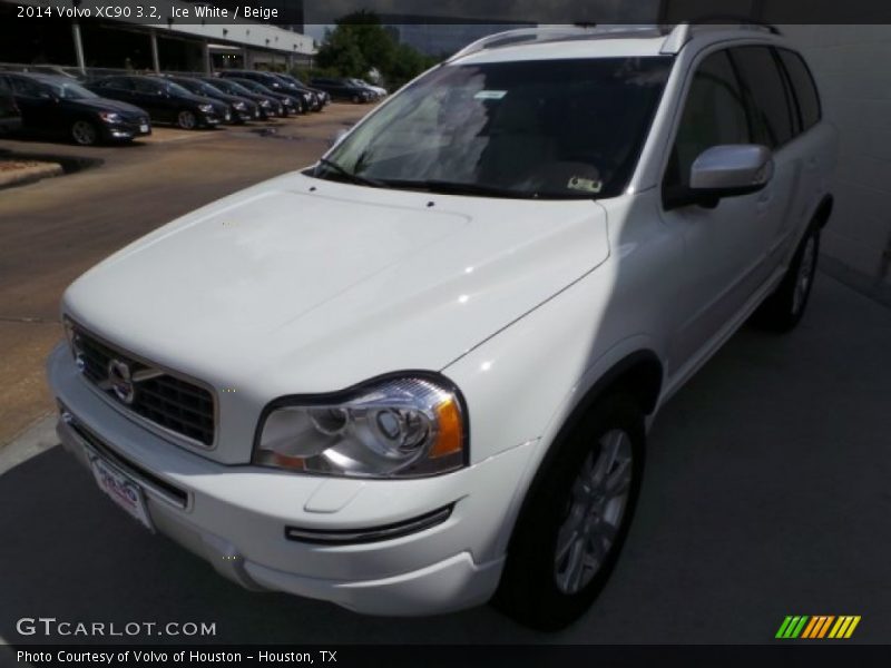 Ice White / Beige 2014 Volvo XC90 3.2