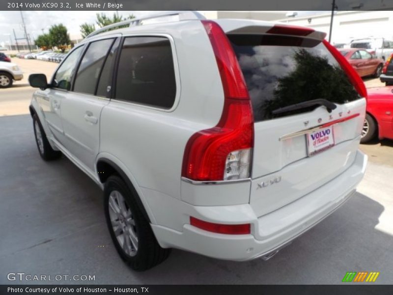 Ice White / Beige 2014 Volvo XC90 3.2