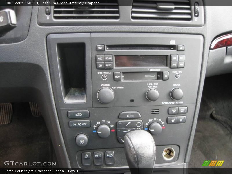 Platinum Green Metallic / Graphite 2004 Volvo S60 2.4