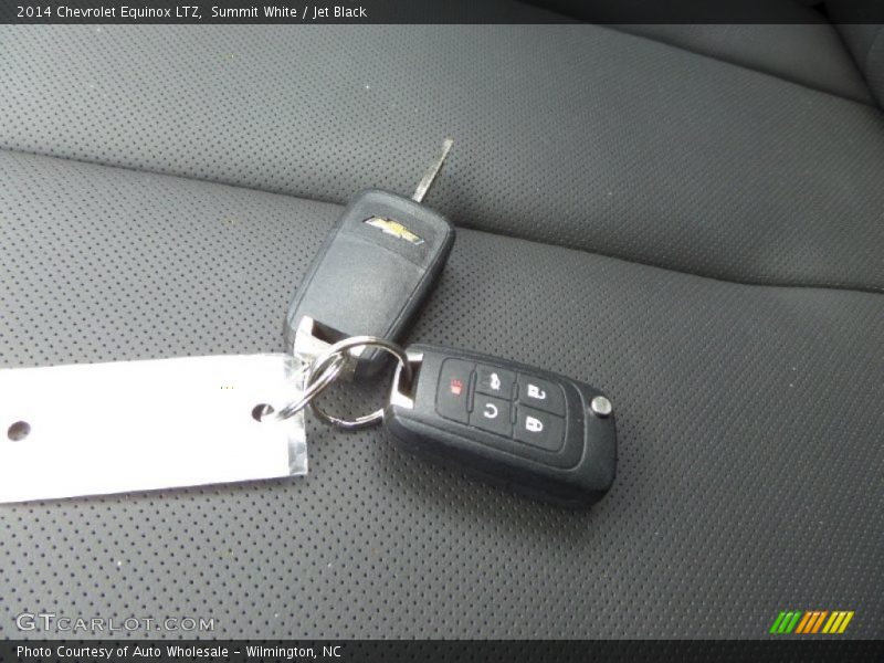 Summit White / Jet Black 2014 Chevrolet Equinox LTZ