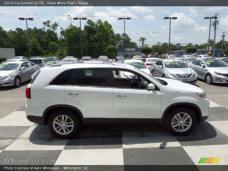 Snow White Pearl / Beige 2014 Kia Sorento LX V6