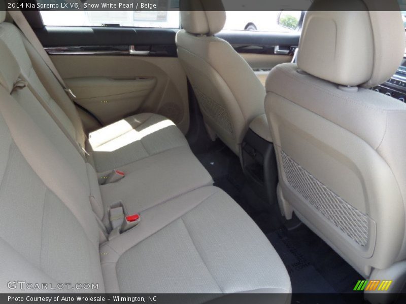Snow White Pearl / Beige 2014 Kia Sorento LX V6