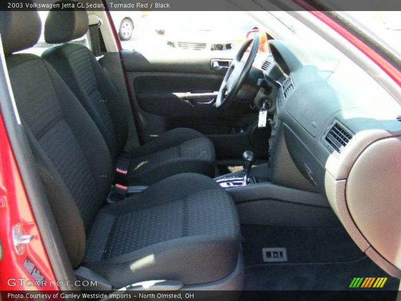 Tornado Red / Black 2003 Volkswagen Jetta GL Sedan