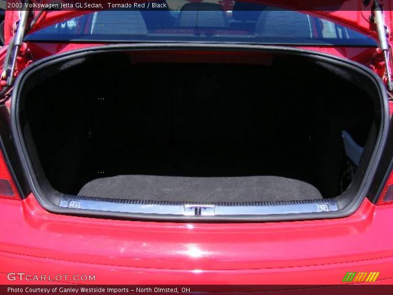 Tornado Red / Black 2003 Volkswagen Jetta GL Sedan