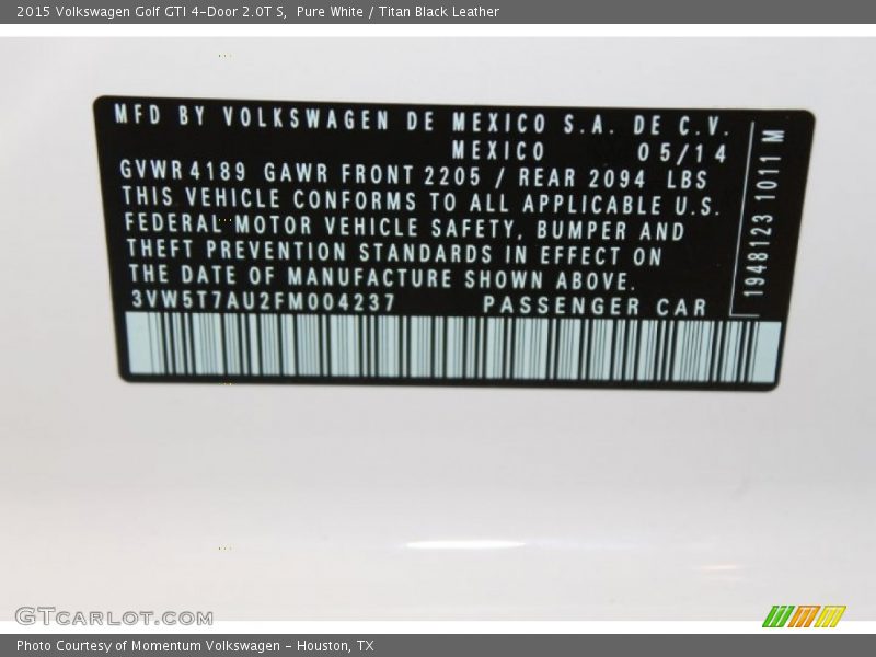 Pure White / Titan Black Leather 2015 Volkswagen Golf GTI 4-Door 2.0T S