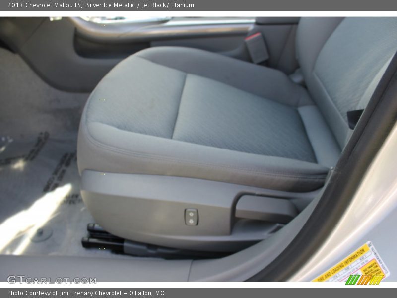 Silver Ice Metallic / Jet Black/Titanium 2013 Chevrolet Malibu LS