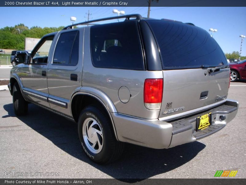 Light Pewter Metallic / Graphite Gray 2000 Chevrolet Blazer LT 4x4