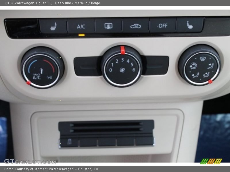 Deep Black Metallic / Beige 2014 Volkswagen Tiguan SE