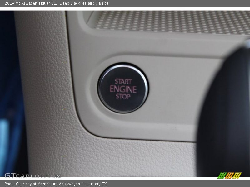 Deep Black Metallic / Beige 2014 Volkswagen Tiguan SE