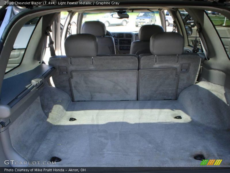 Light Pewter Metallic / Graphite Gray 2000 Chevrolet Blazer LT 4x4