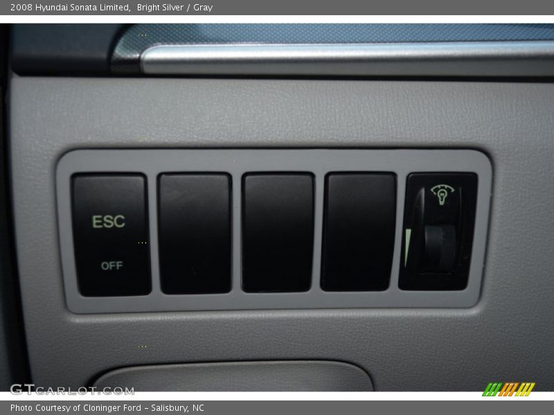 Bright Silver / Gray 2008 Hyundai Sonata Limited