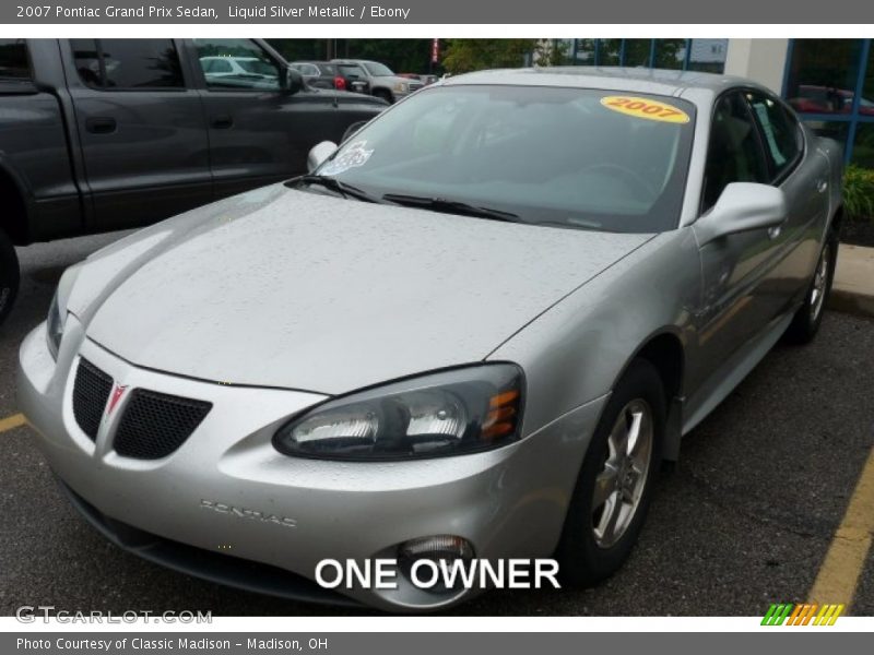 Liquid Silver Metallic / Ebony 2007 Pontiac Grand Prix Sedan