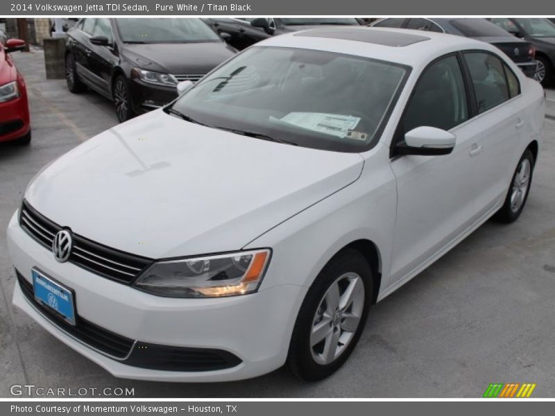 Pure White / Titan Black 2014 Volkswagen Jetta TDI Sedan