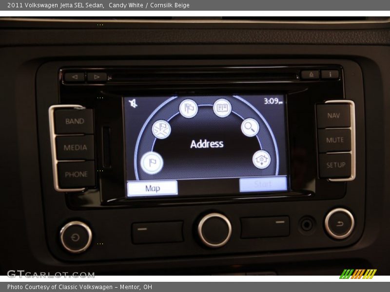 Candy White / Cornsilk Beige 2011 Volkswagen Jetta SEL Sedan