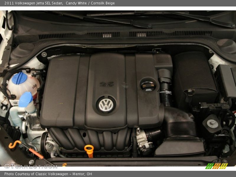  2011 Jetta SEL Sedan Engine - 2.5 Liter DOHC 20-Valve 5 Cylinder