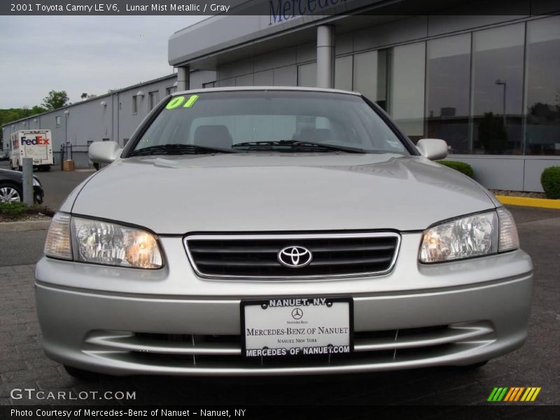 Lunar Mist Metallic / Gray 2001 Toyota Camry LE V6