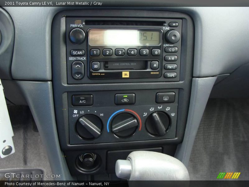 Lunar Mist Metallic / Gray 2001 Toyota Camry LE V6