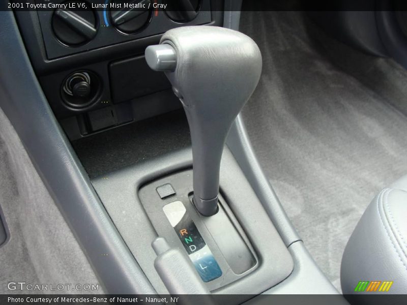 Lunar Mist Metallic / Gray 2001 Toyota Camry LE V6