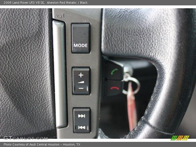 Controls of 2006 LR3 V8 SE