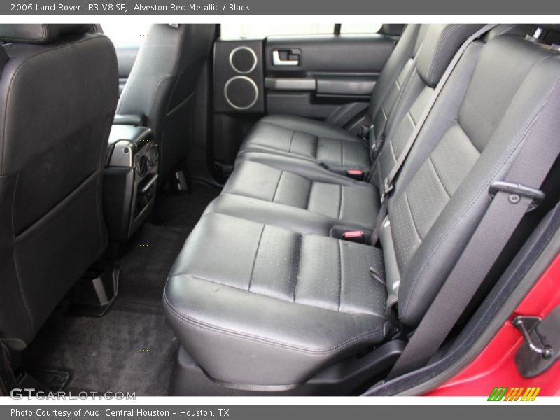 Rear Seat of 2006 LR3 V8 SE
