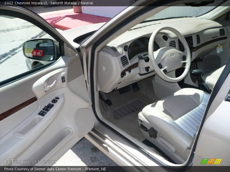 Sandrift Metallic / Neutral 2002 Chevrolet Impala LS