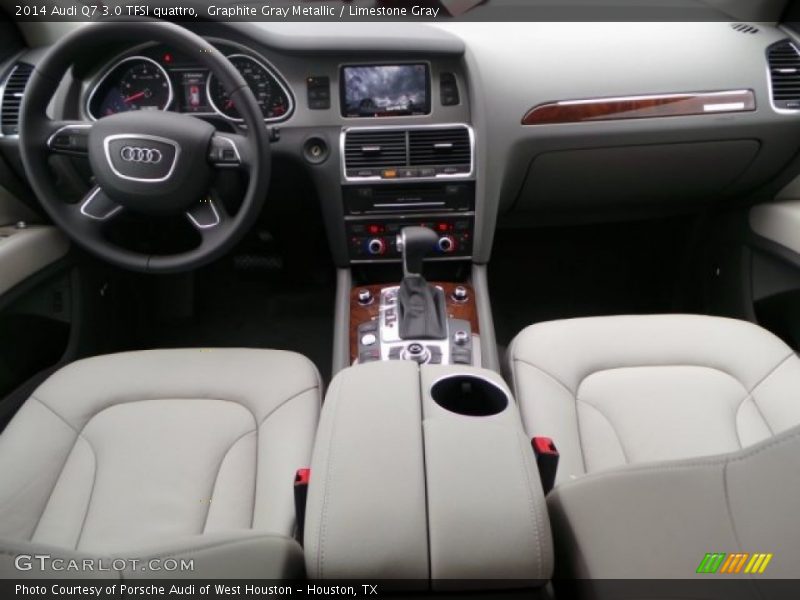 Dashboard of 2014 Q7 3.0 TFSI quattro